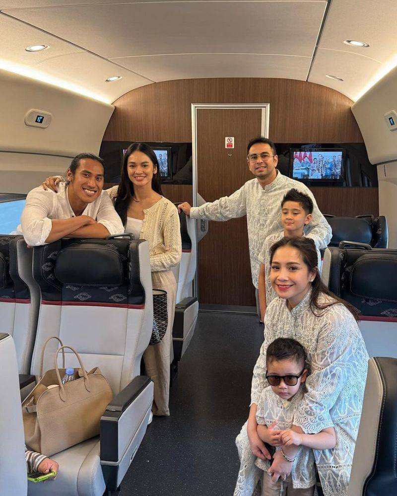 Instagram.com/gelaelized